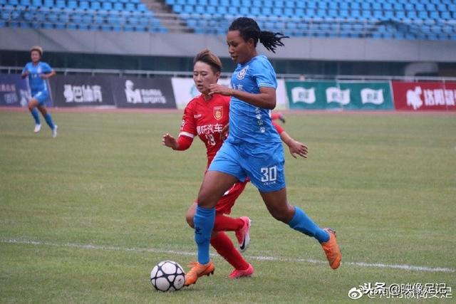 锡安回应前女友强奸和虐待指控：称二人关系为自愿炮友